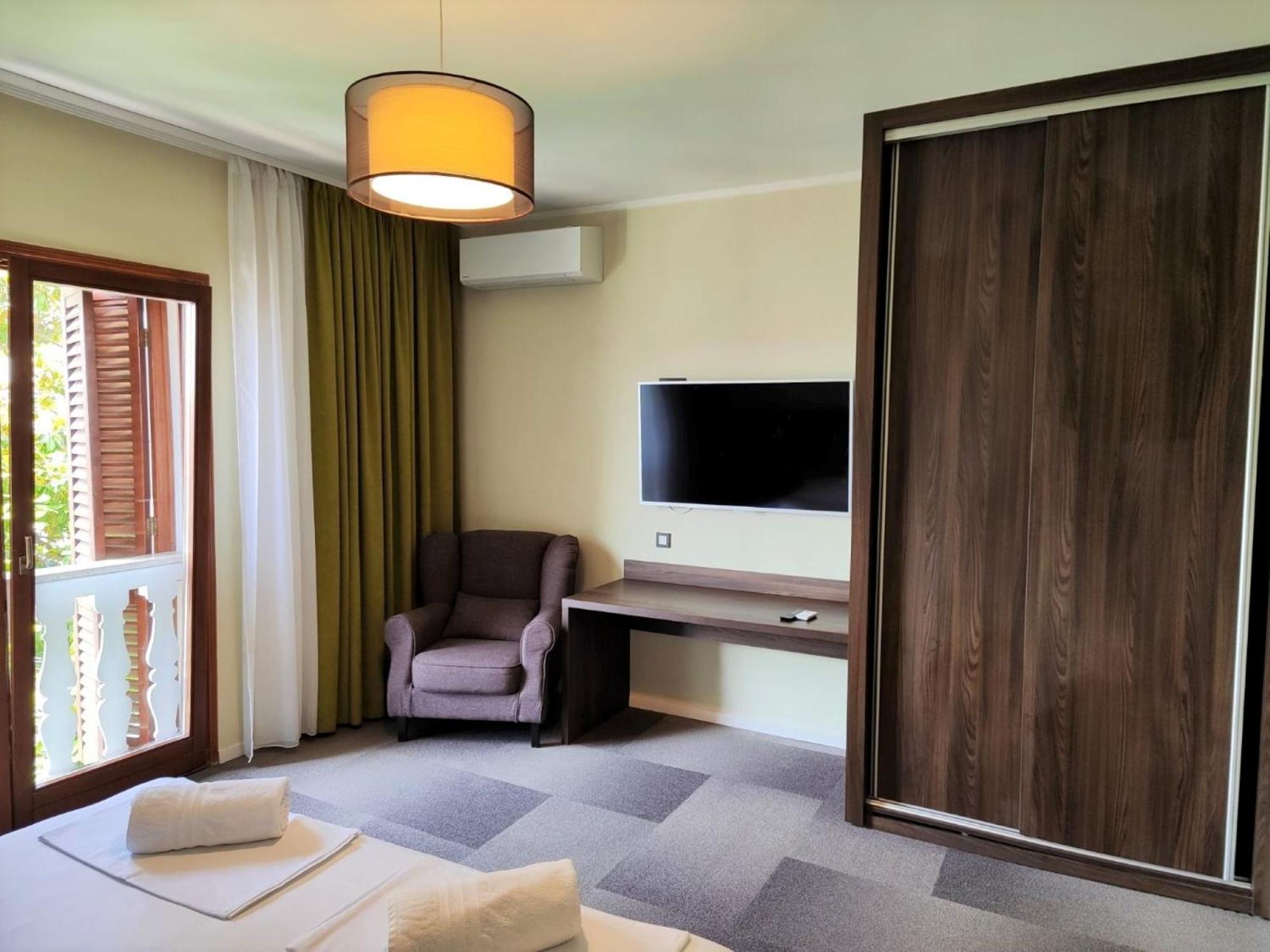 Apartment 30072 - Goran